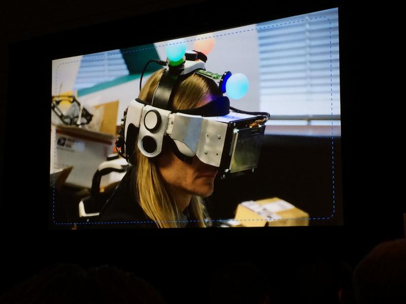 interact play vr english